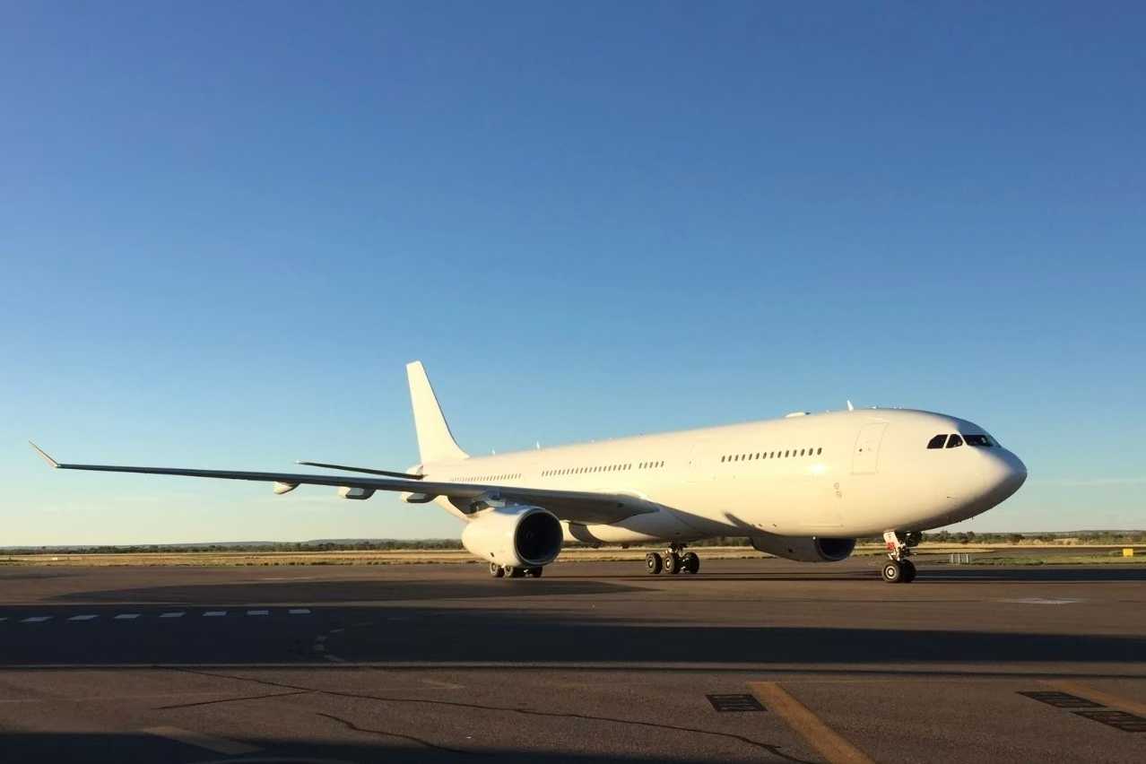 现有一架空客A330-343客机出售